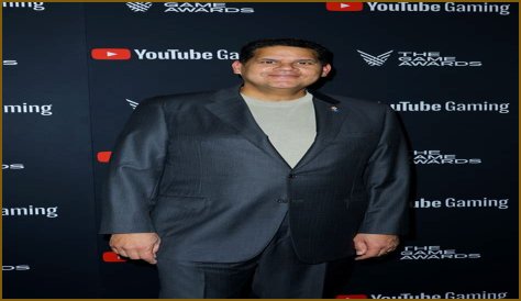 Reggie Fils-Aime Net Worth - Wiki, Age, Weight and Height, Relationships, Family, and More